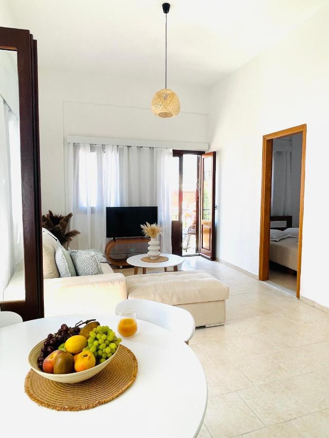 Casa Chara Apartment Đảo Sými Ngoại thất bức ảnh