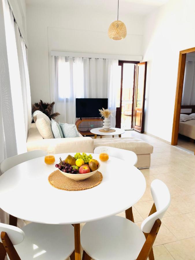 Casa Chara Apartment Đảo Sými Ngoại thất bức ảnh